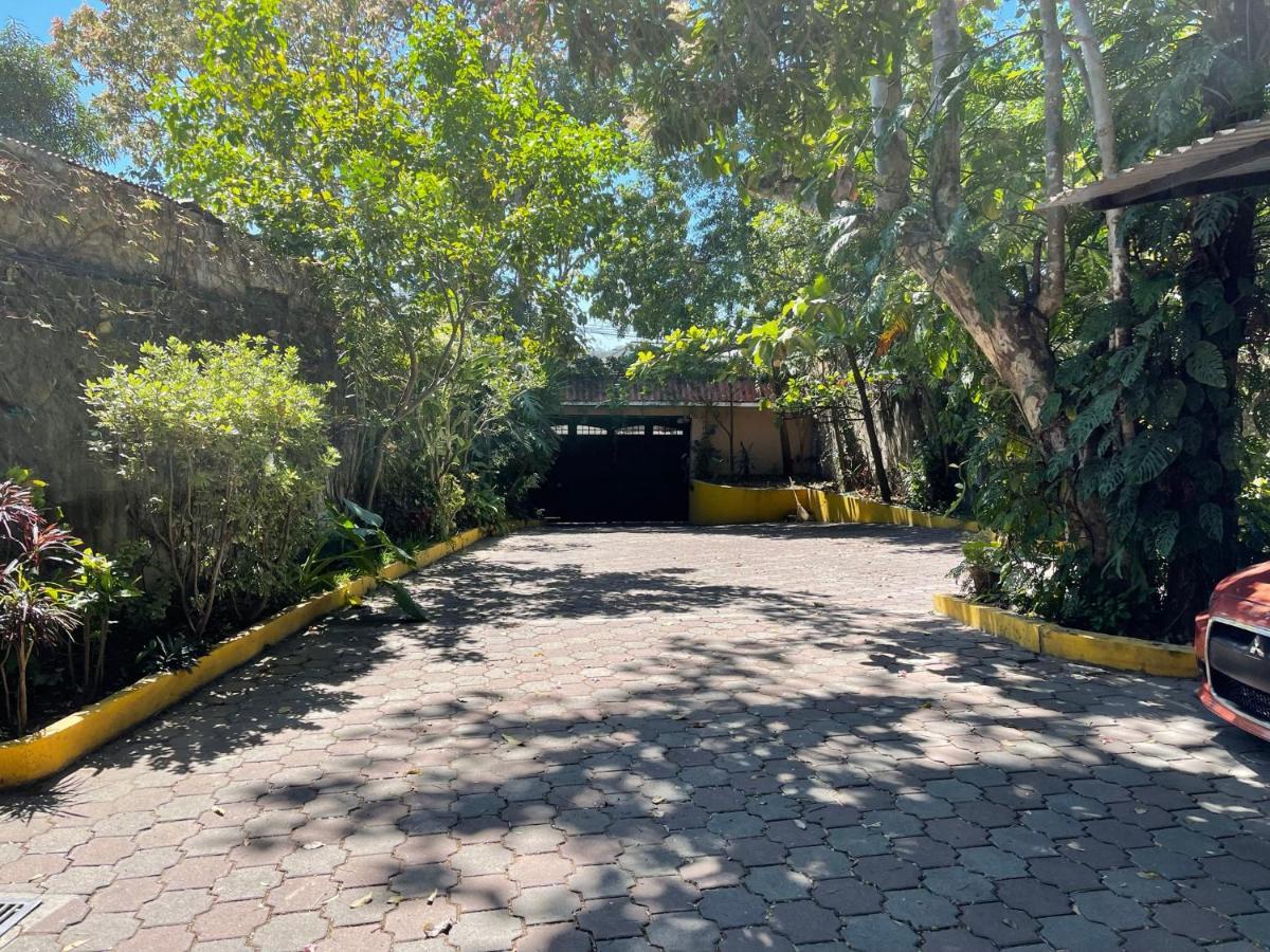 Villa Las Flores San Salvador Exterior foto